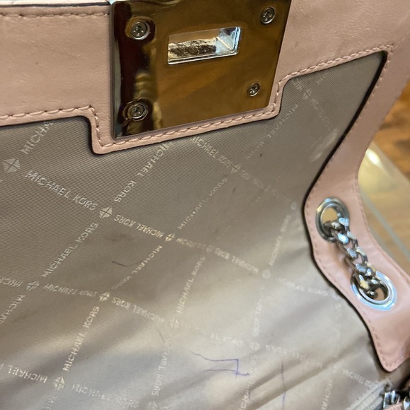 LUXURY MICHAEL KORS 💯Authentic bought it from london - Picture 5 of 9